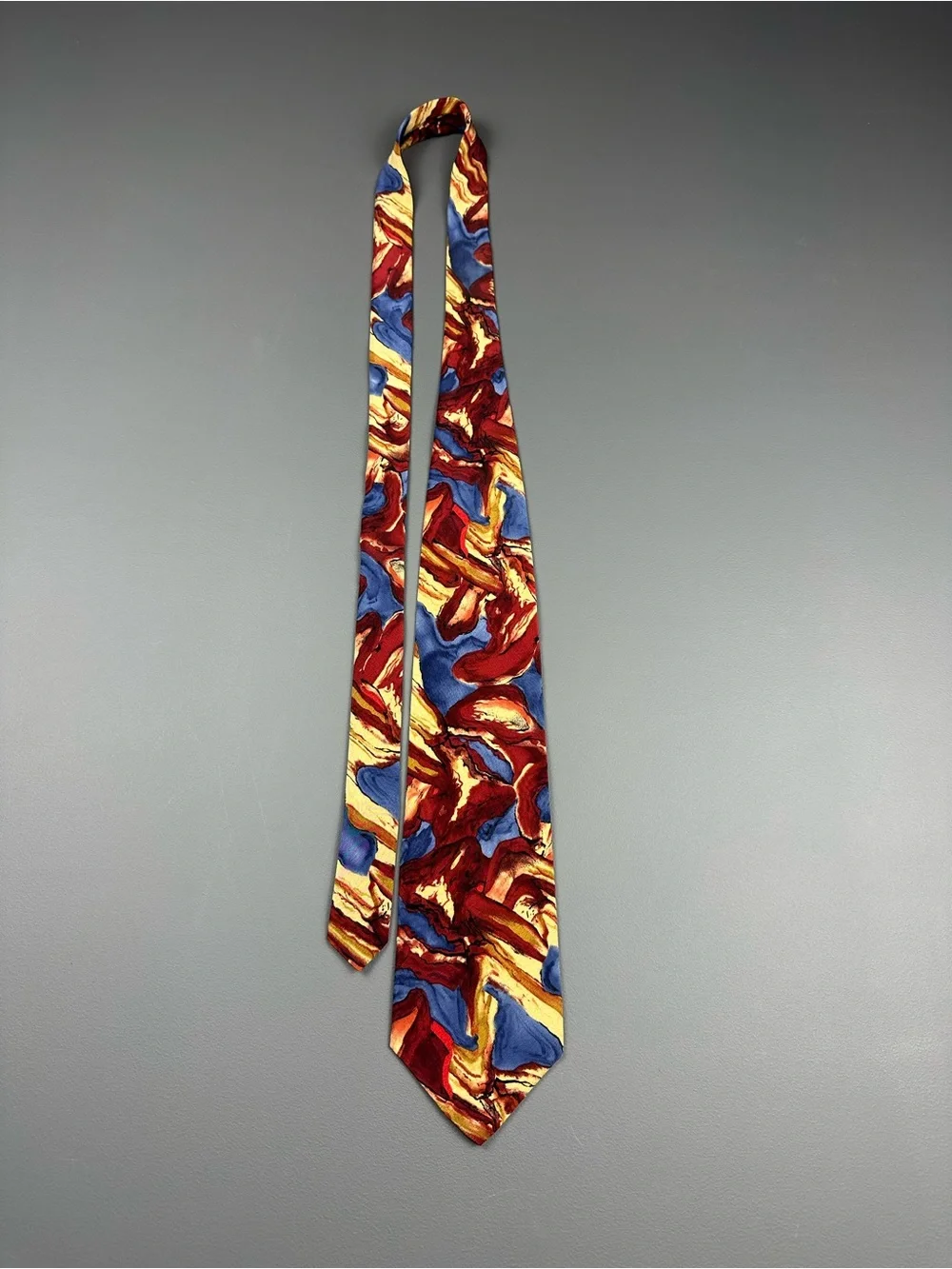 J. Garcia Abstract Multicolor Tie Red Blue Gold 3 3/4 x 56 1/2